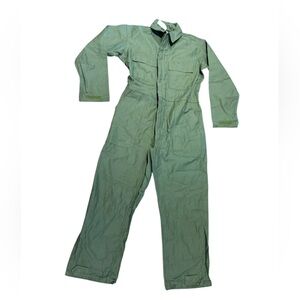 Genuine Military Coveralls Green Utility Coveralls Mens Medium NWT